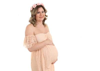 37 weeks maternity studio photo shoot