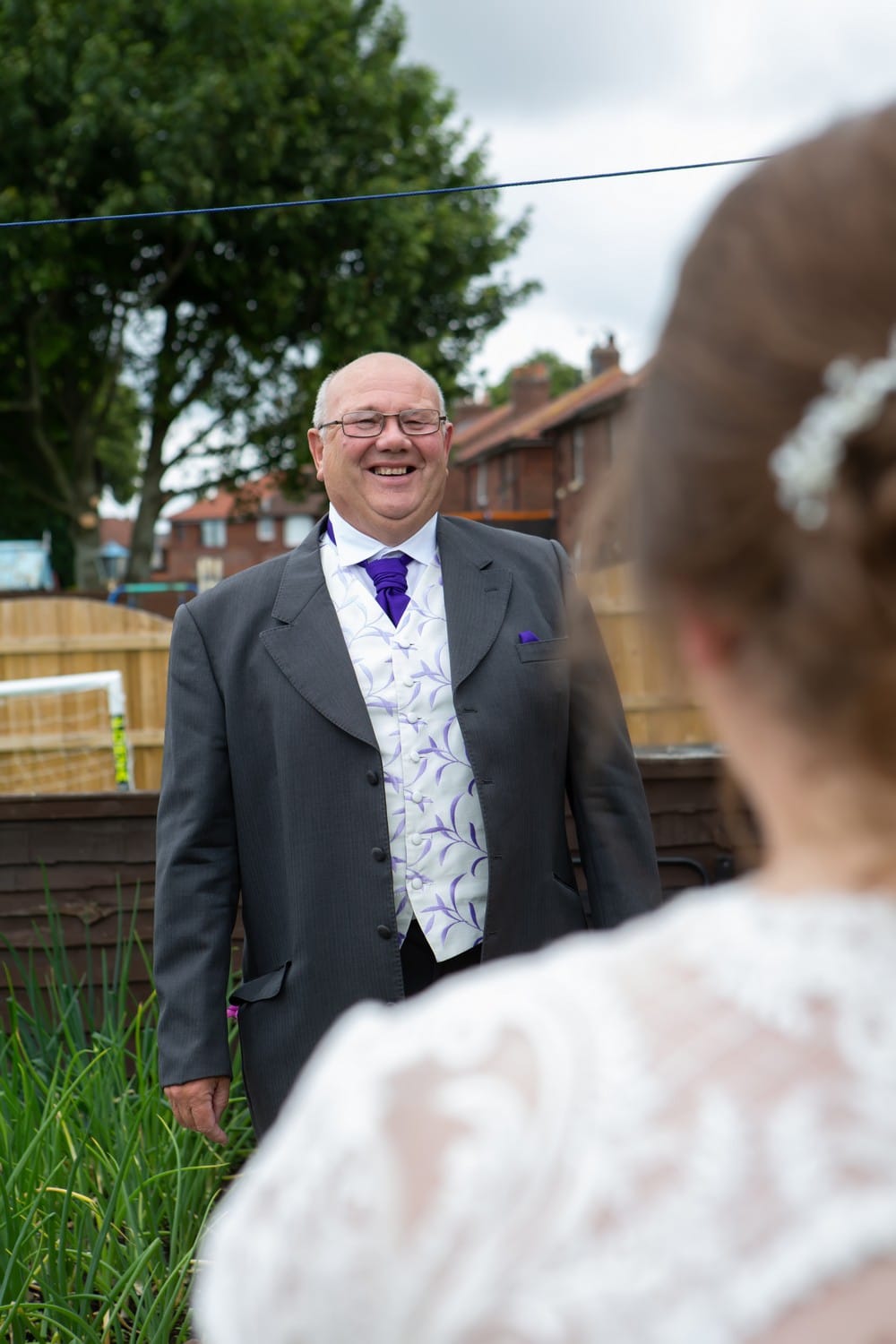 Dad Sees Bride For First Time