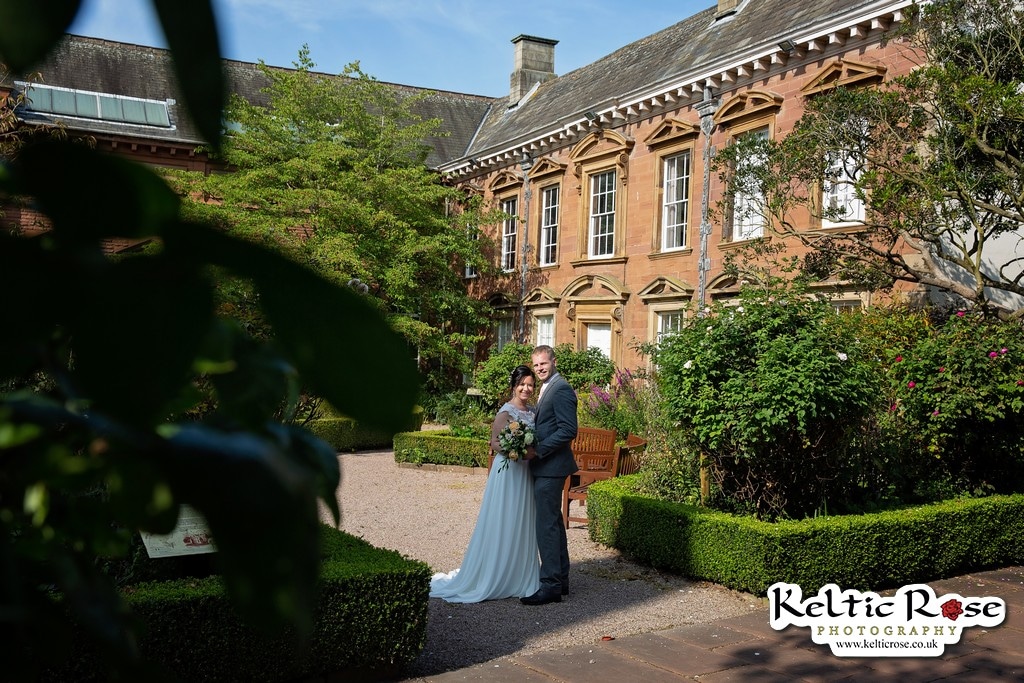 Wedding photos outside Tullie House Museum and Art Gallery